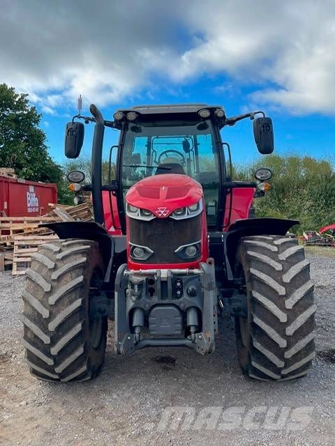 Massey Ferguson 7718S Traktori
