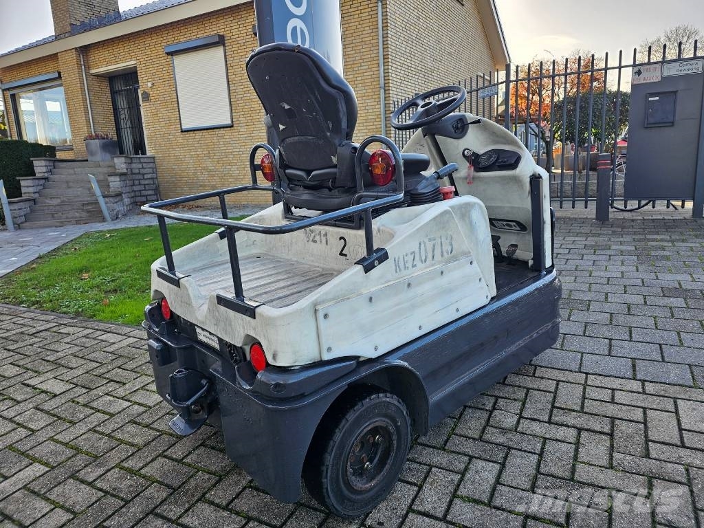 Still R 06 Compact tractors