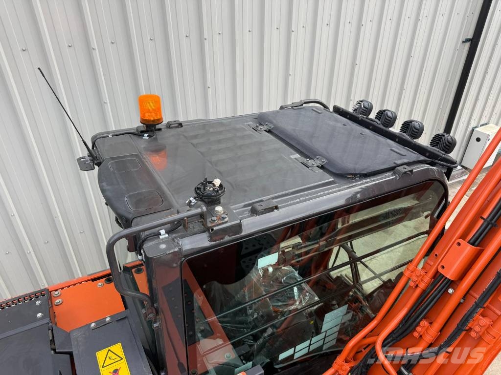 Hitachi ZX130LCN-7 Εκσκαφείς με ερπύστριες