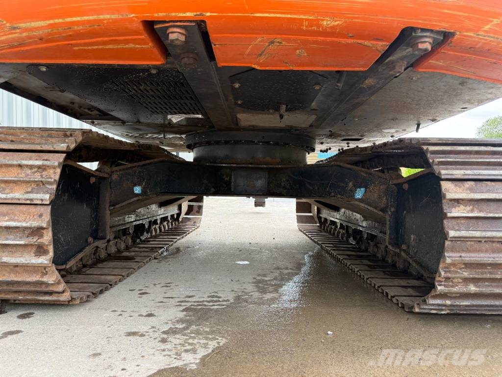 Hitachi ZX130LCN-7 Εκσκαφείς με ερπύστριες