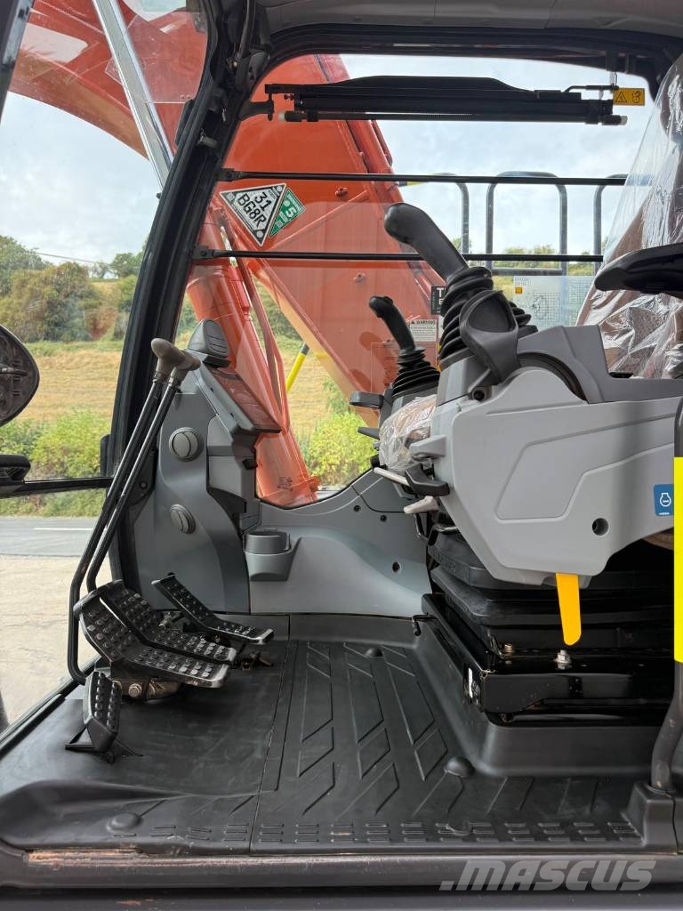 Hitachi ZX130LCN-7 Εκσκαφείς με ερπύστριες