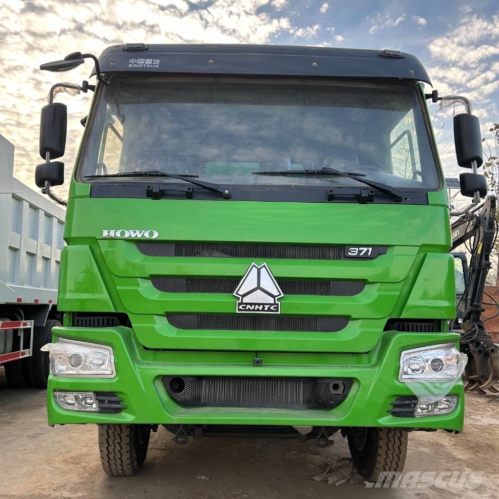 Howo 371 Furgoonautod