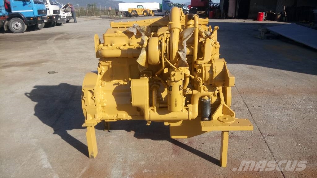 CAT 245 B محركات