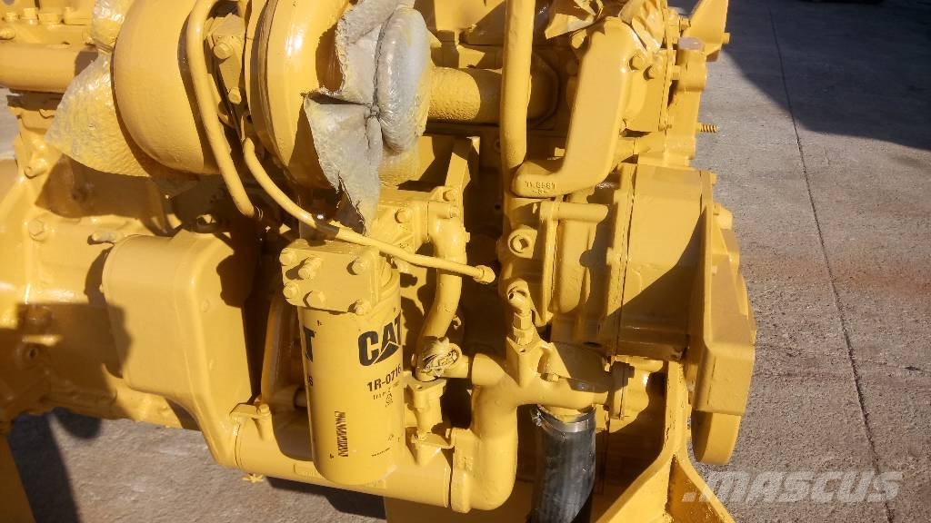 CAT 245 B محركات