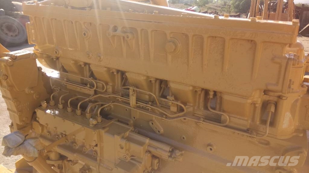 CAT 245 B محركات