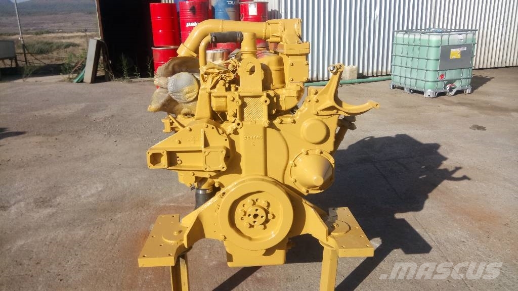 CAT 245 B محركات