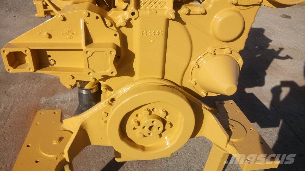 CAT 245 B محركات