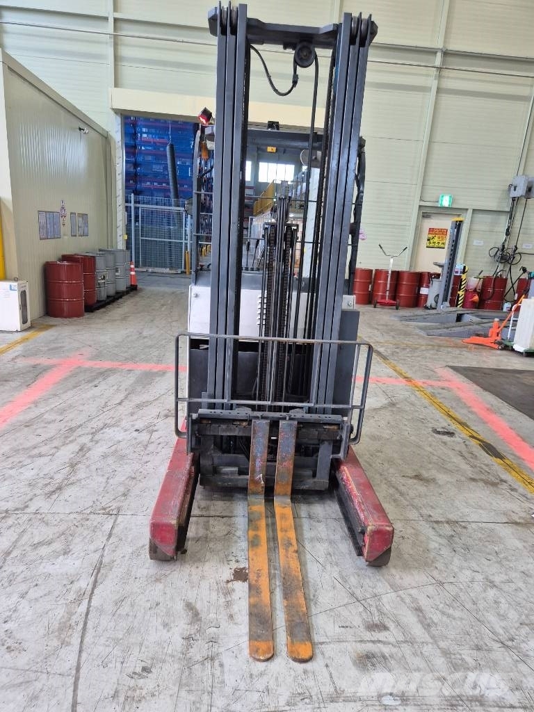 Nichiyu FBRMAW18-H75B-600MSF Elektrikli forkliftler