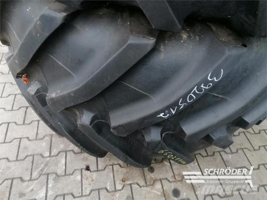 Trelleborg 2X 900/60R32 TRELLEBORG KOMPLETTRÄDER Dual wheels