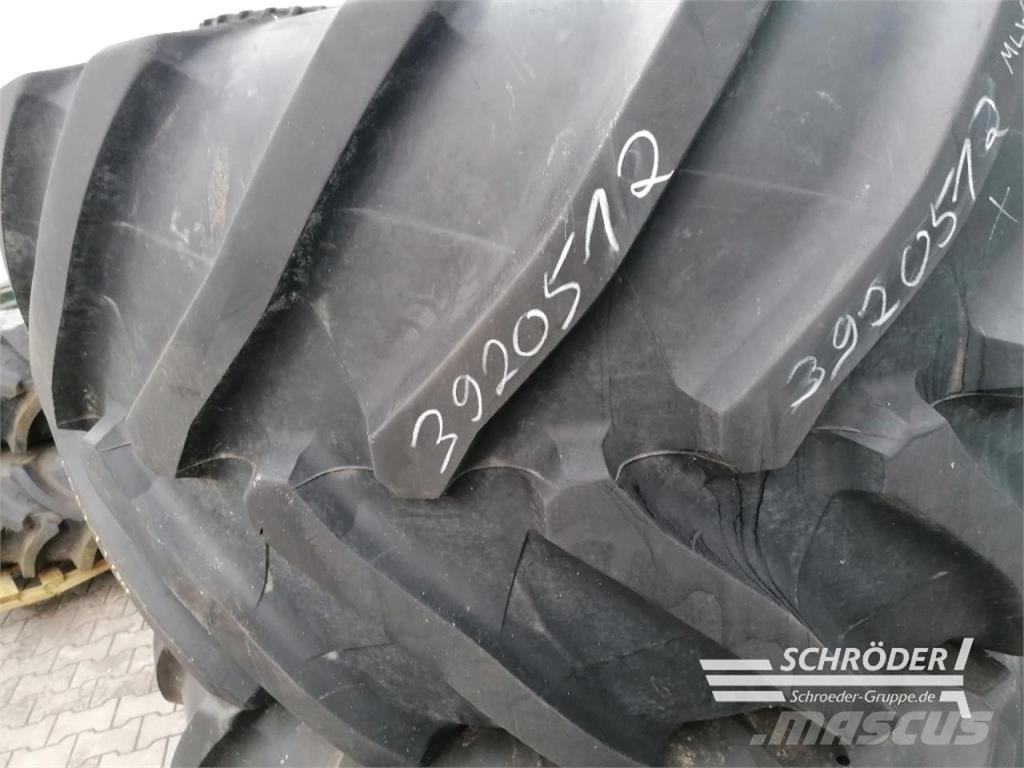 Trelleborg 2X 900/60R32 TRELLEBORG KOMPLETTRÄDER Dual wheels