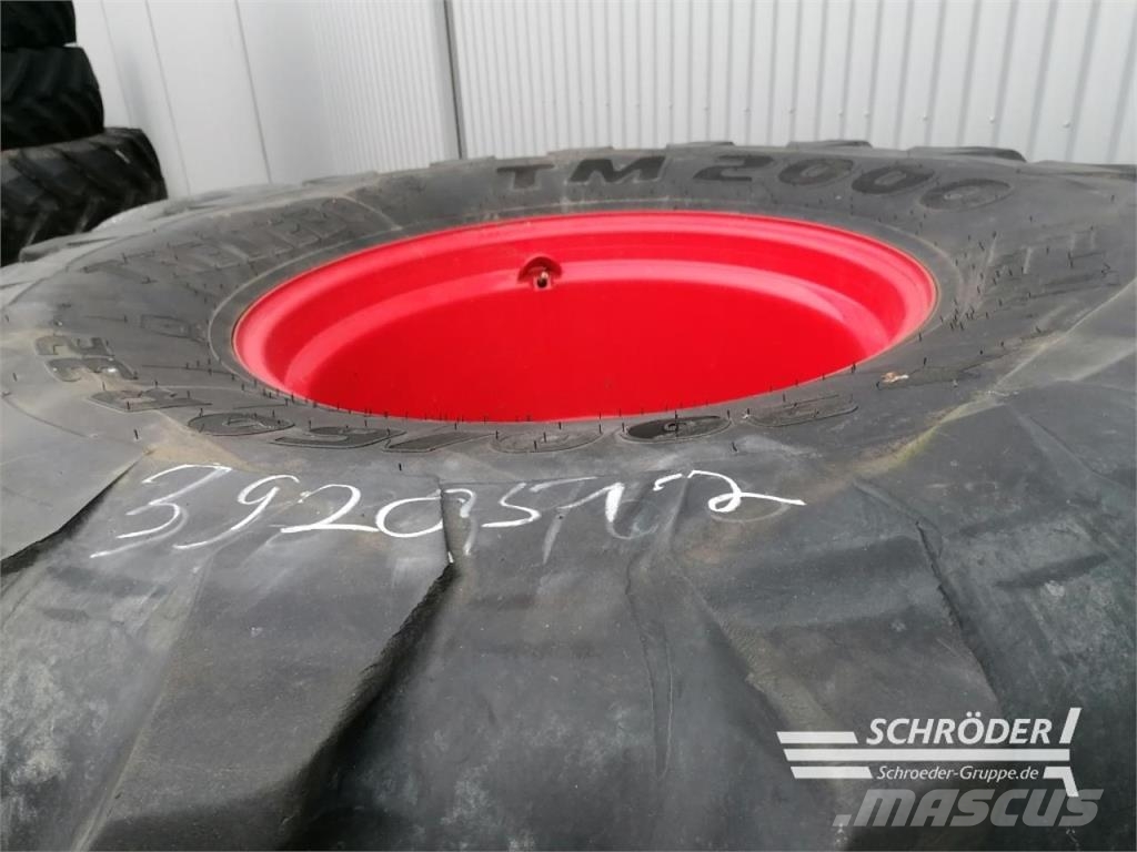 Trelleborg 2X 900/60R32 TRELLEBORG KOMPLETTRÄDER Dual wheels
