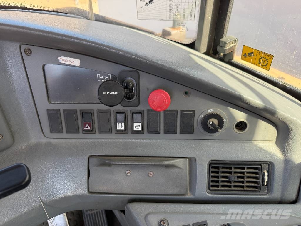 Volvo A40D - Tailgate / Heated Seat ساحبات مفصلية