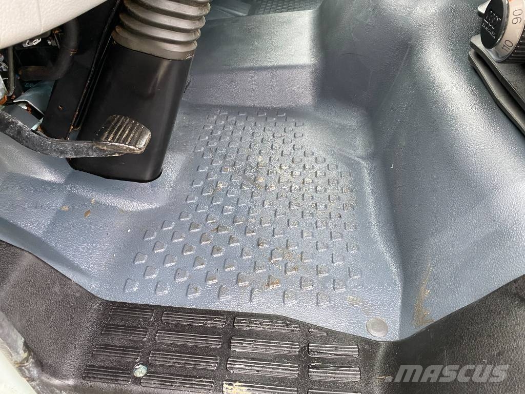 Mitsubishi CANTER FUSO 315-3.0/150 - JPM Vulcain endommagé Other