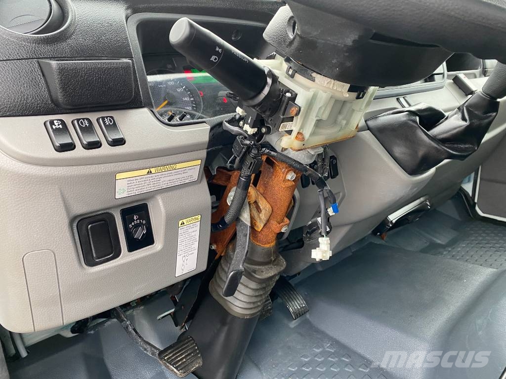 Mitsubishi CANTER FUSO 315-3.0/150 - JPM Vulcain endommagé Other