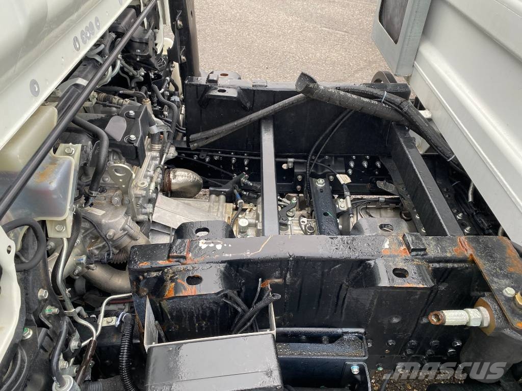 Mitsubishi CANTER FUSO 315-3.0/150 - JPM Vulcain endommagé Other