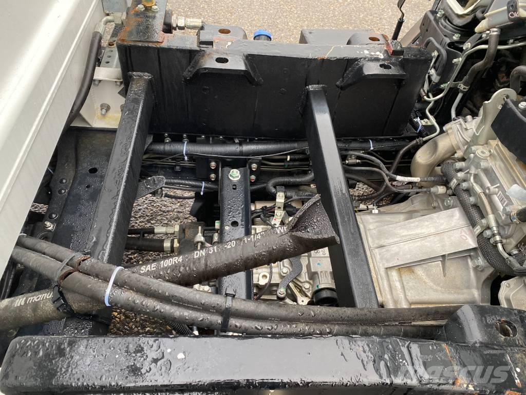 Mitsubishi CANTER FUSO 315-3.0/150 - JPM Vulcain endommagé Other