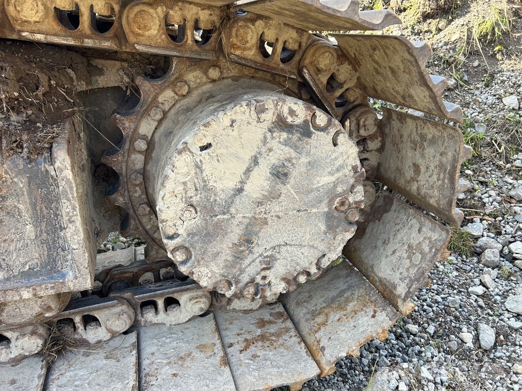 Komatsu PC 210 LC-11 حفارات زحافة