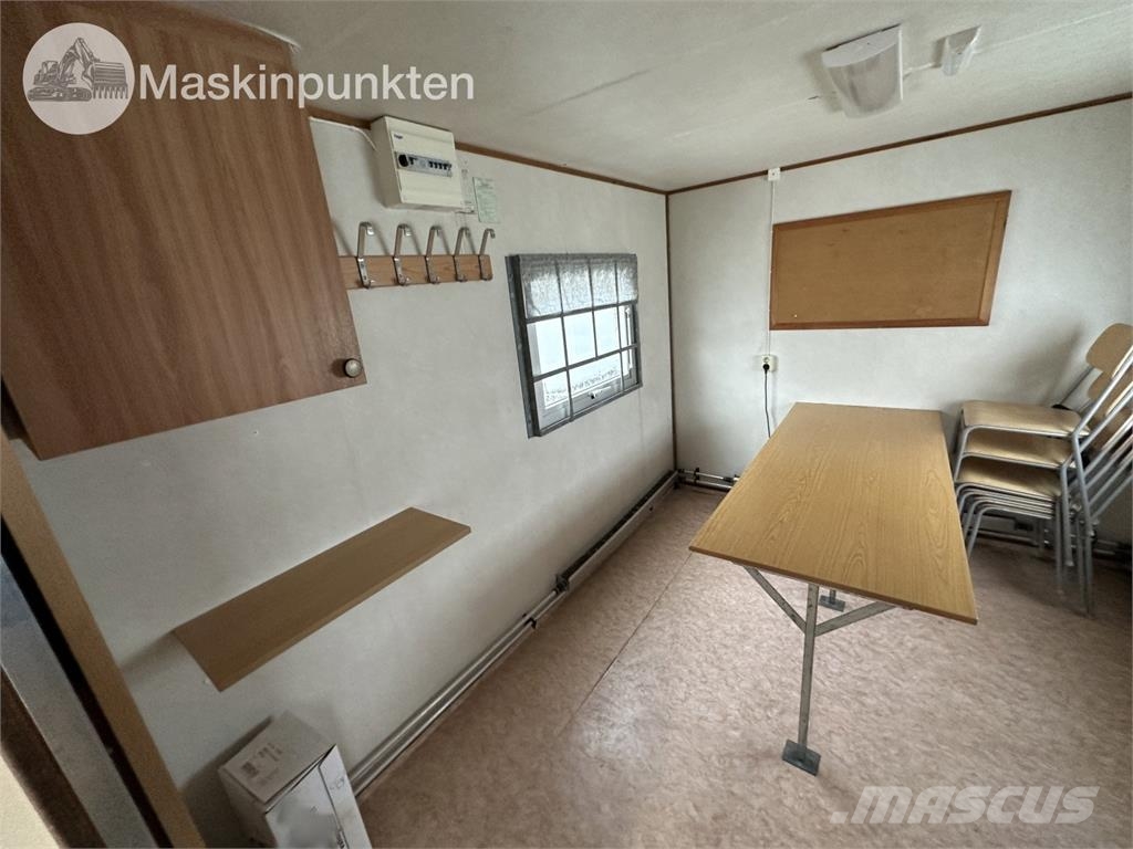  Lyckselevagnen PVT-6 Byggbarrack Настаняване на обекта
