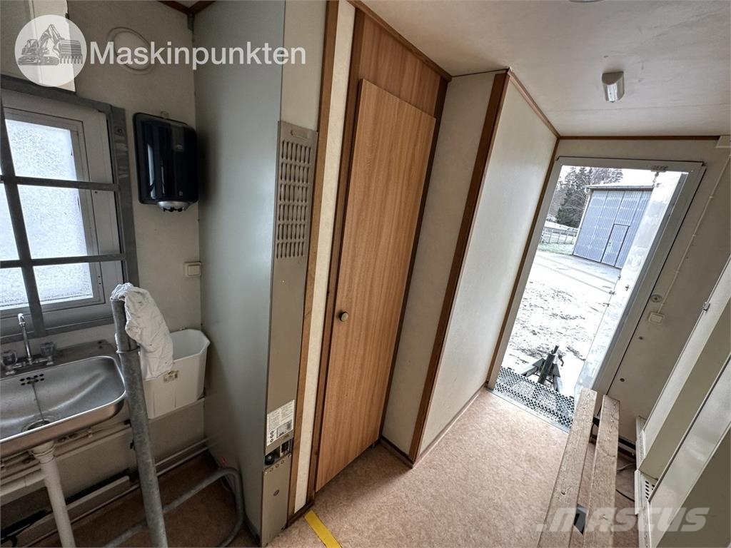  Lyckselevagnen PVT-6 Byggbarrack Настаняване на обекта
