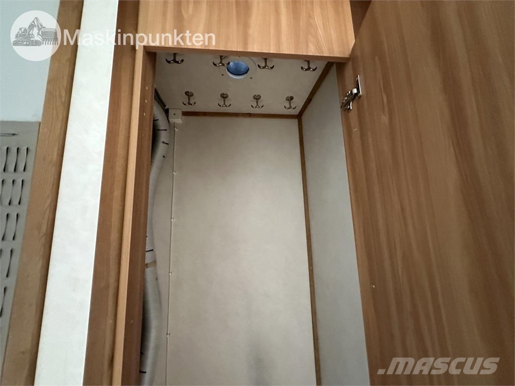  Lyckselevagnen PVT-6 Byggbarrack Настаняване на обекта
