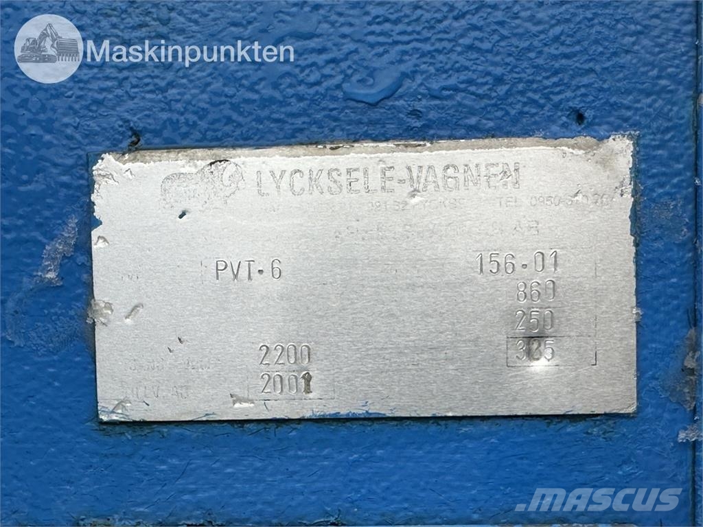  Lyckselevagnen PVT-6 Byggbarrack Настаняване на обекта
