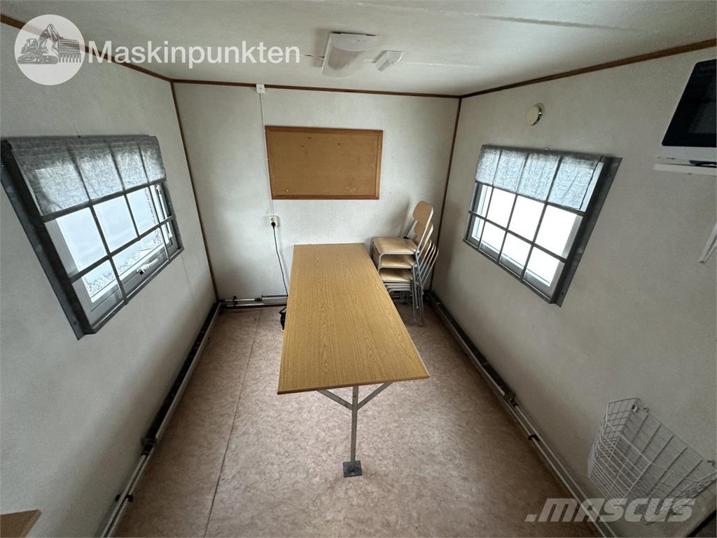  Lyckselevagnen PVT-6 Byggbarrack Настаняване на обекта
