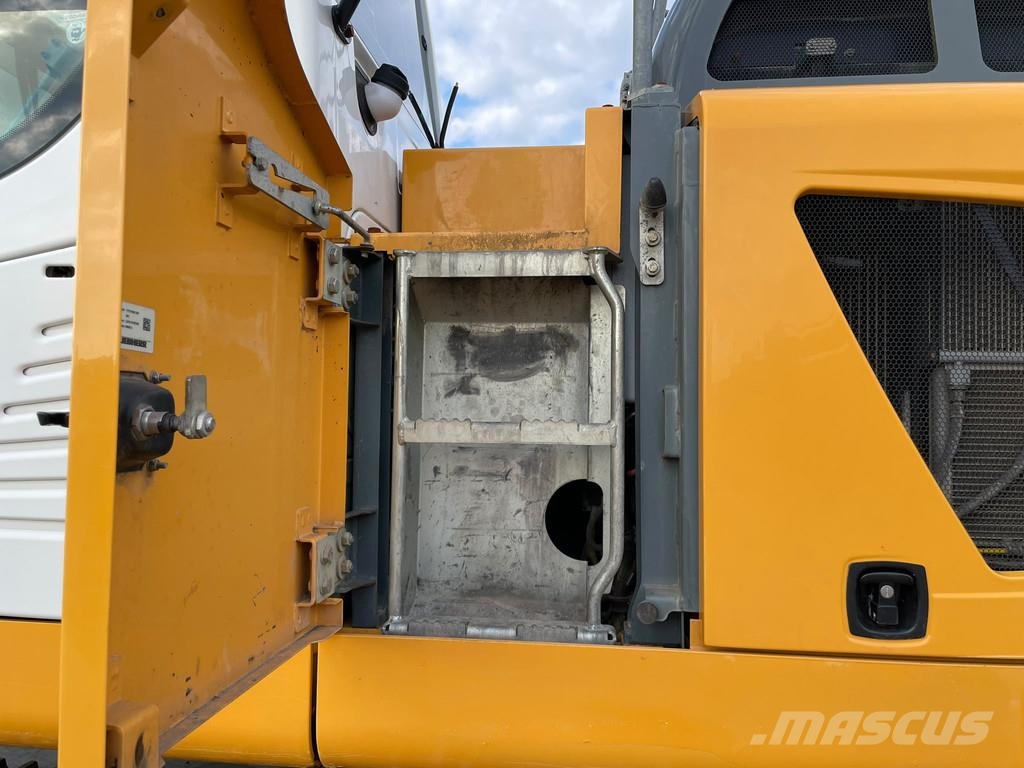 Liebherr R926LC Telakaivukoneet