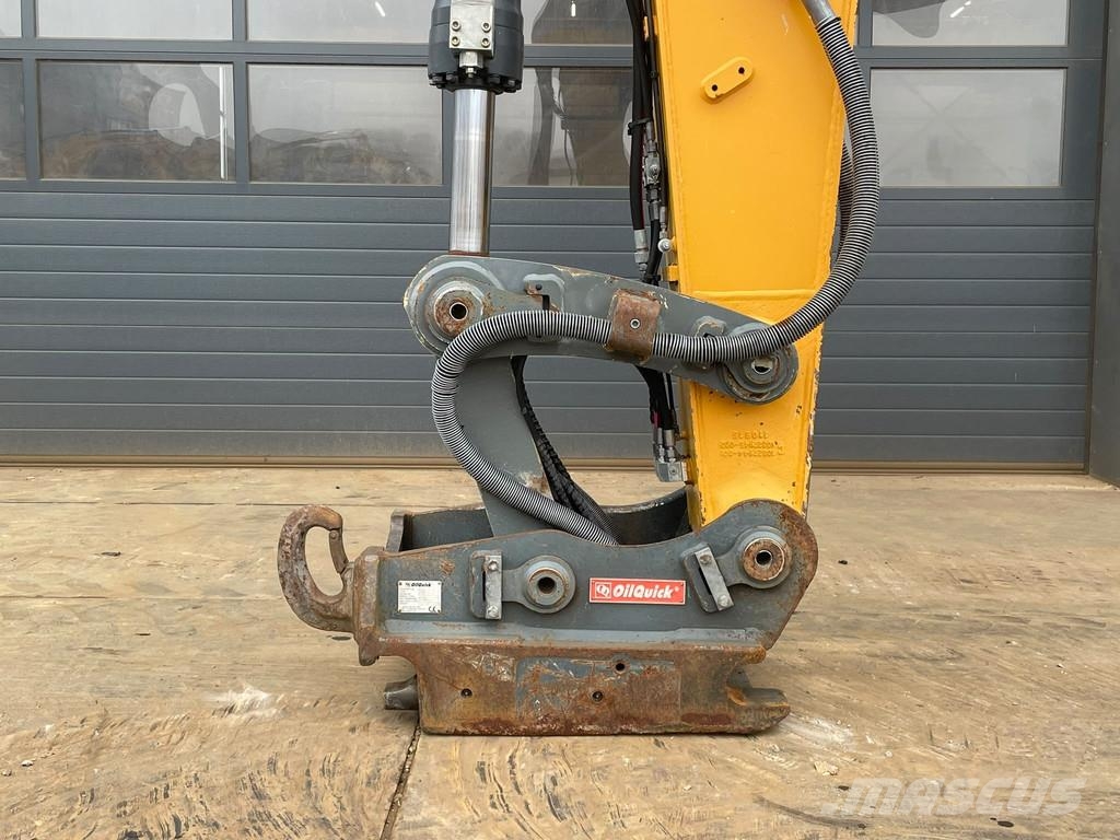 Liebherr R926LC Bagri goseničarji