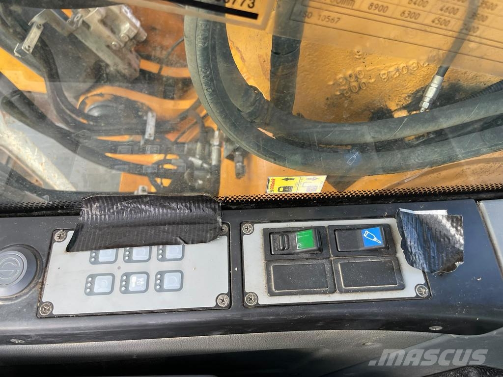 Liebherr R926LC Telakaivukoneet