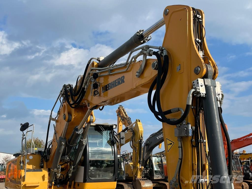 Liebherr R926LC Telakaivukoneet