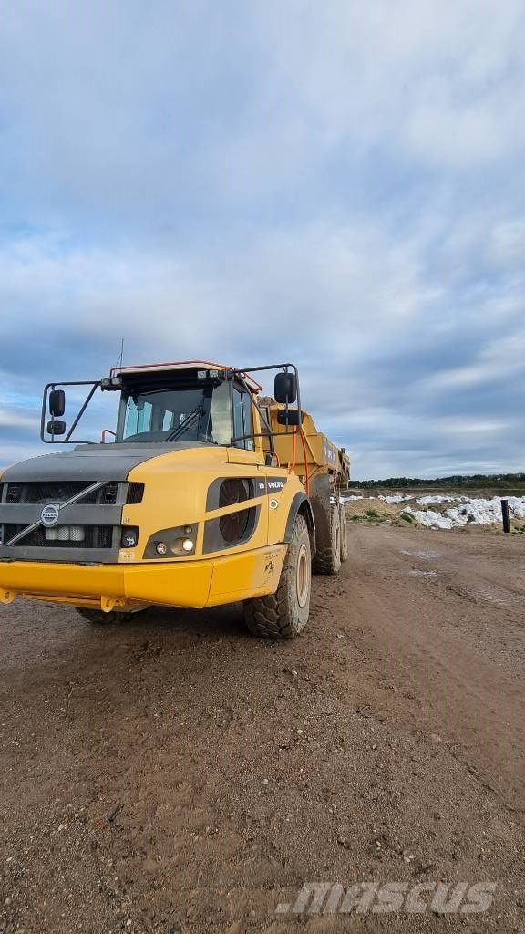 Volvo A 30 G عربات نقل قلابة للمواقع