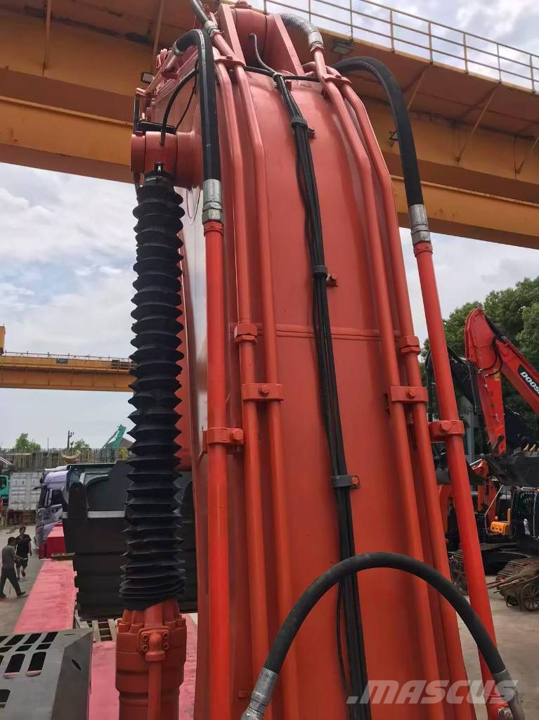 Hitachi ZX 350 -3G Bagri goseničarji
