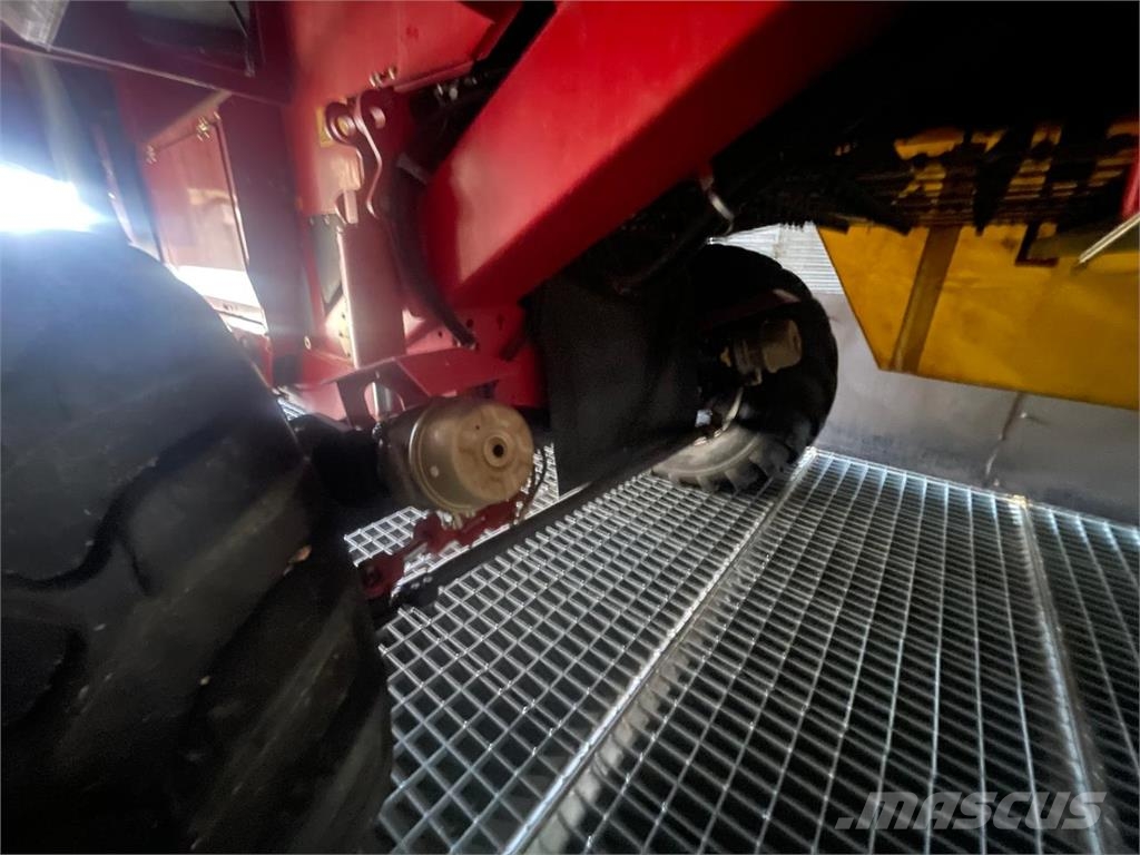Grimme SE 150-60 UB Kombajni za zelenjavo