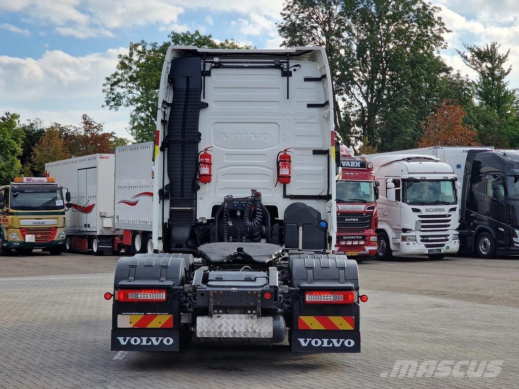 Volvo FH 13.500 Globetrotter XL 6x2 - Retarder - 3.20 WB Sattelzugmaschinen