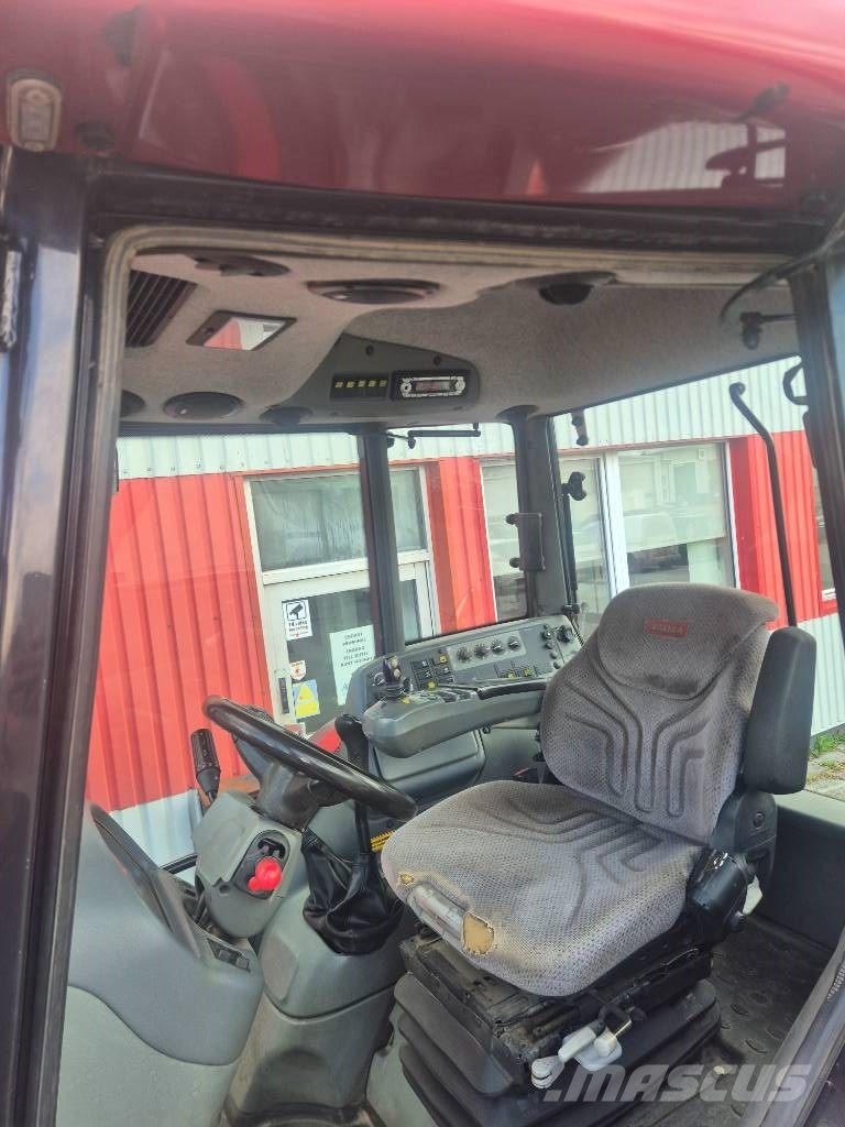 Valtra C 120 Traktorid