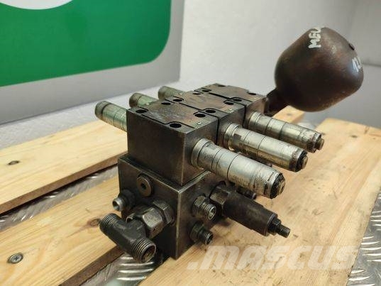 Mecalac 12 MTX (31923400) hydraulic block 液压
