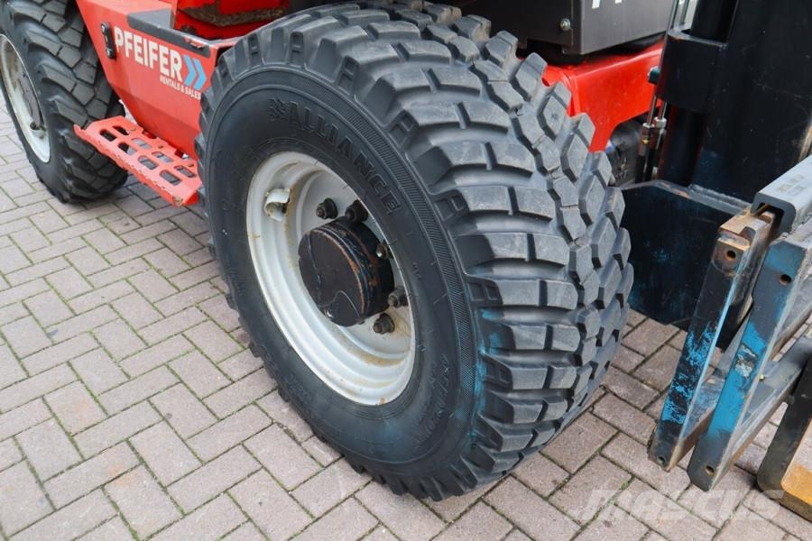 Manitou M26-4 Valid inspection, Diesel, 4x4 Drive, 4500mm Terenski viličar