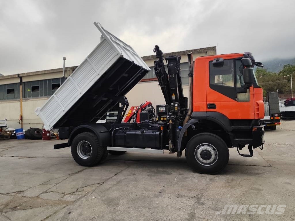 Iveco Trakker 190 T36 Φορτηγά με Γερανό