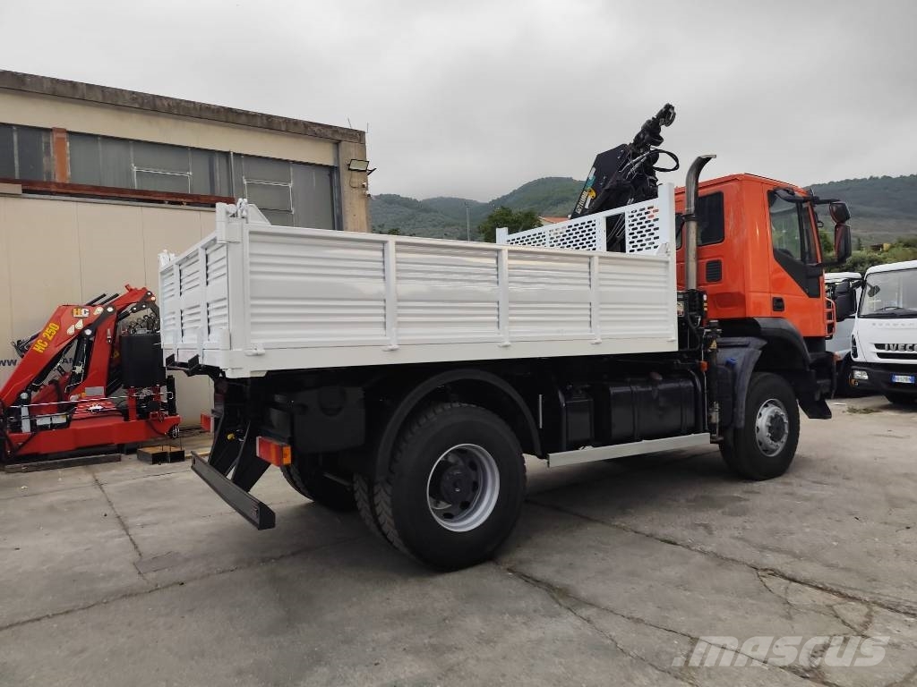 Iveco Trakker 190 T36 Φορτηγά με Γερανό