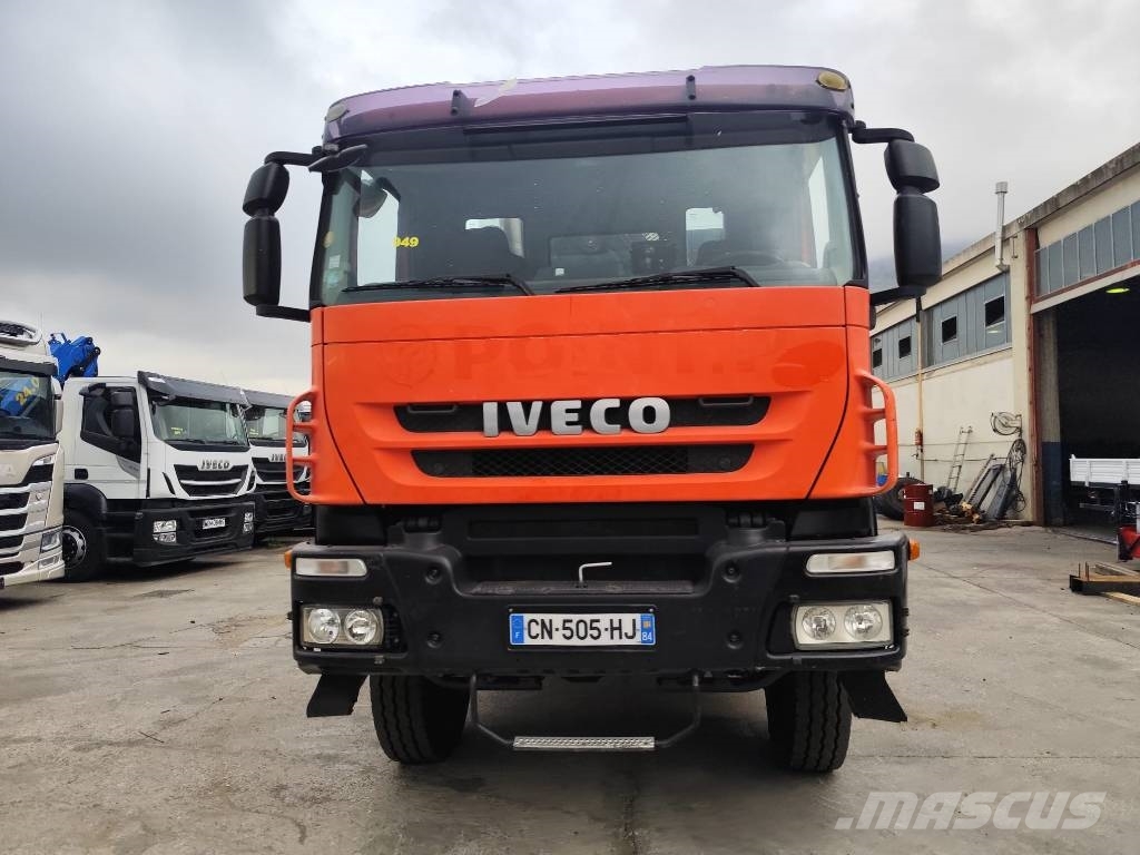 Iveco Trakker 190 T36 Φορτηγά με Γερανό