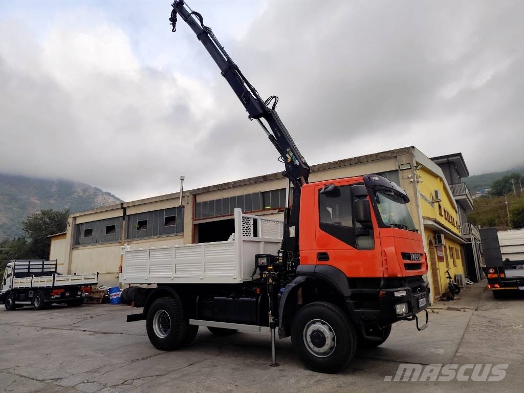 Iveco Trakker 190 T36 Φορτηγά με Γερανό