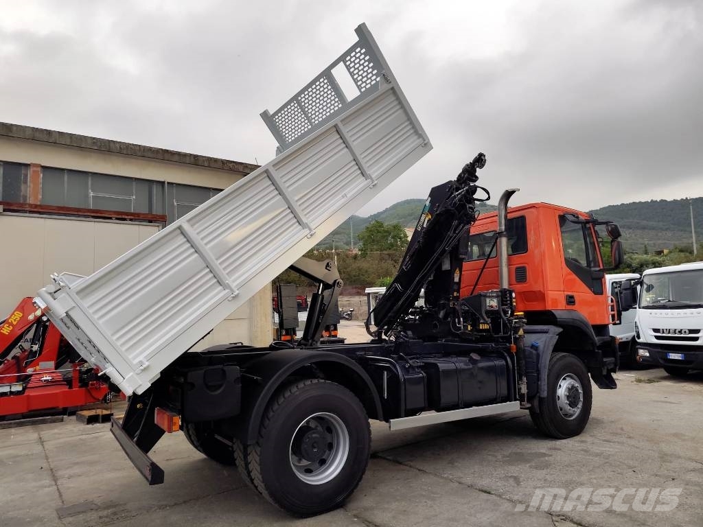 Iveco Trakker 190 T36 Φορτηγά με Γερανό