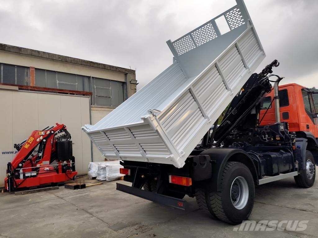 Iveco Trakker 190 T36 Φορτηγά με Γερανό