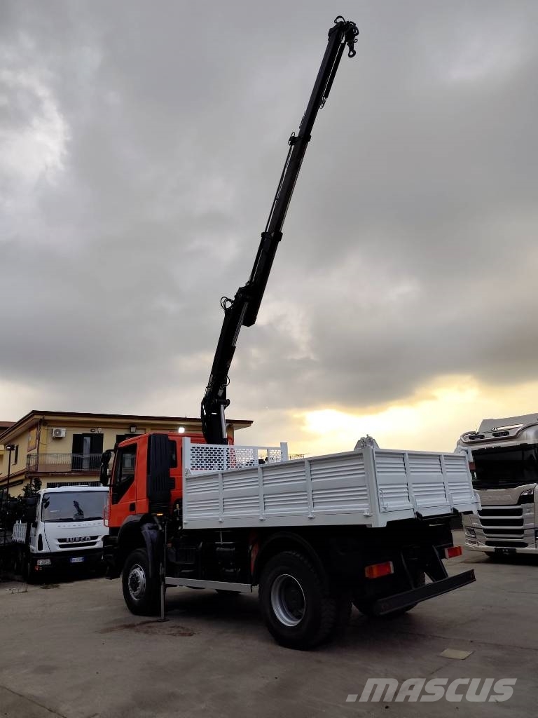Iveco Trakker 190 T36 Φορτηγά με Γερανό