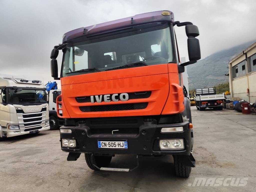 Iveco Trakker 190 T36 Φορτηγά με Γερανό