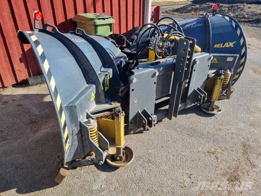 Stark Relax NL3300 Lâminas e arados de neve