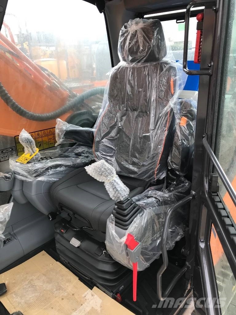 Develon DX 380 LC-7 K Верижен екскаватор
