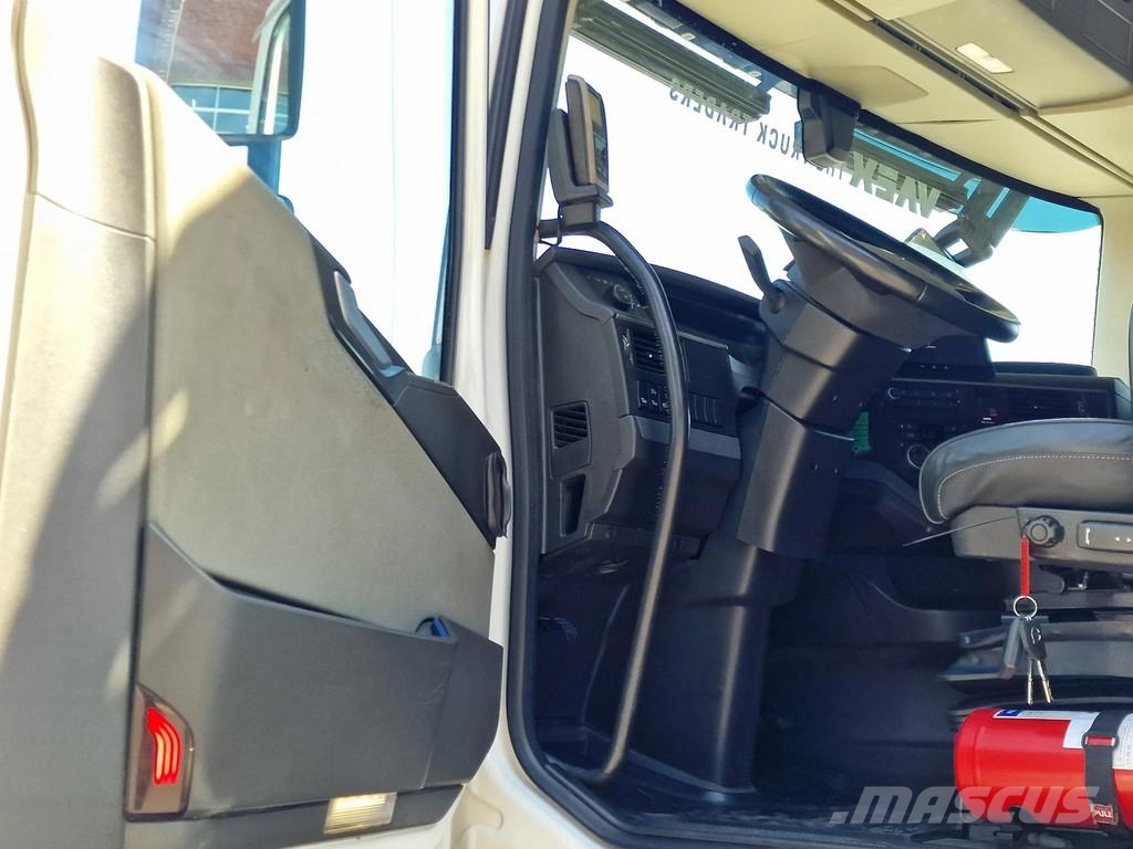 Volvo FH 13.500 Globetrotter XL 6x2 - Retarder - Full ai Trekkvogner