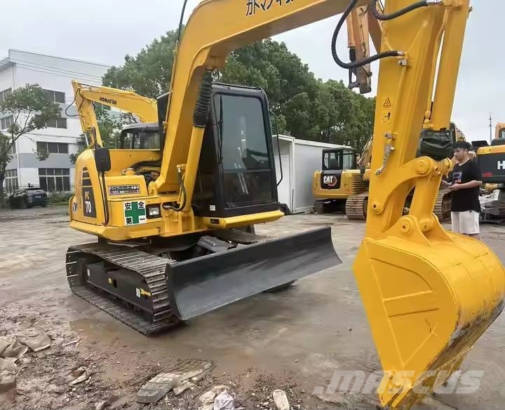 Komatsu PC70-8 Väikeekskavaatorid 7t-12t