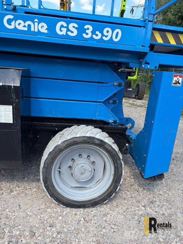 Genie GS 3390 剪叉式升降机
